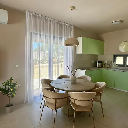 ヴィラ Villa Seline *